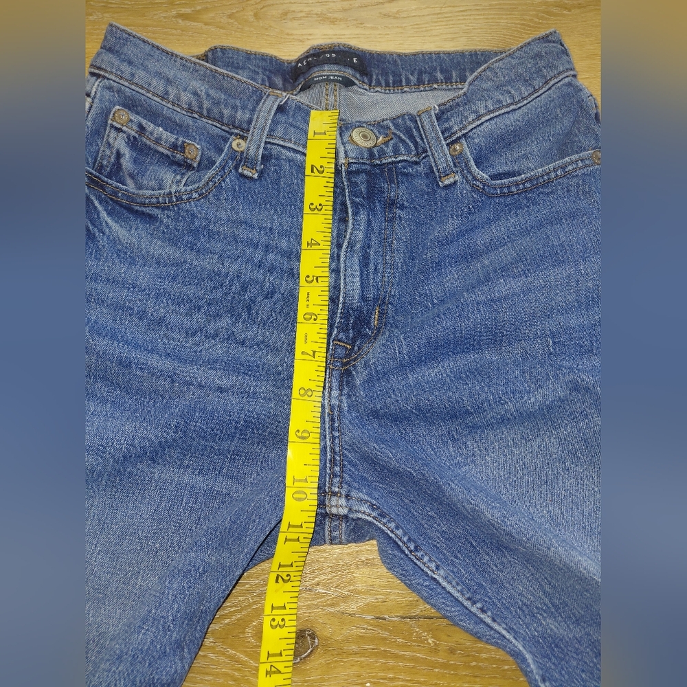 Aeropostale Women's Straight Leg Blue Jeans Mom Jean Sz 4 - Picture 8 of 12